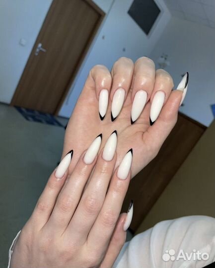 Наращивание ногтей