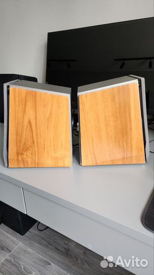 Акустические колонки edifier R1600tiii