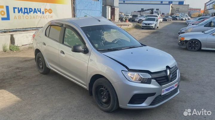 Обшивка двери задней правой Renault Logan 2 829000783R