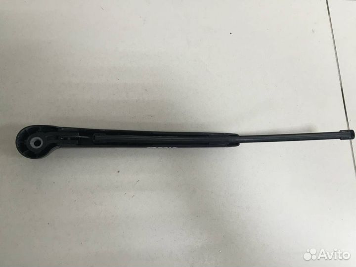 Поводок стеклоочистителя задний Volkswagen Taos 20