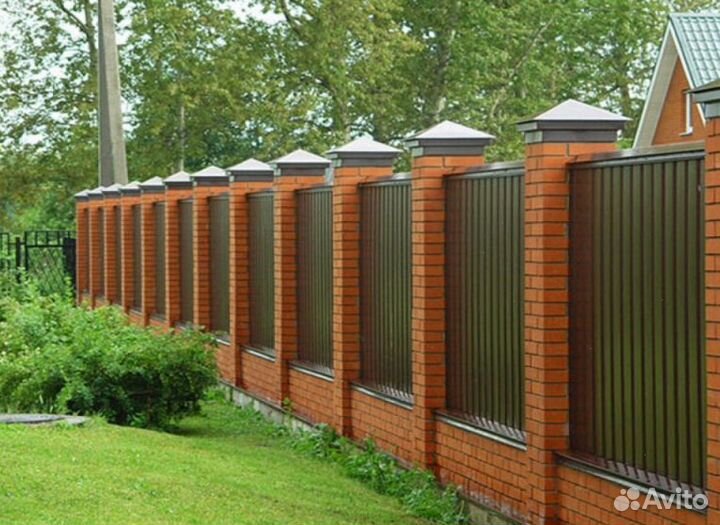 Забор из профнастила с металлическими столбами кач