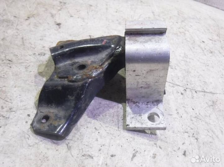 Опора двигателя Рено Logan 1 LS