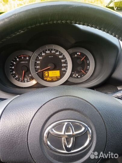 Toyota RAV4 2.0 AT, 2007, 228 000 км