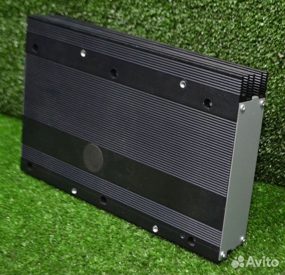 Усилитель акустический jeep Гранд Чероки 4