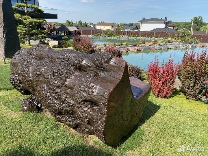 Скамья из бревна