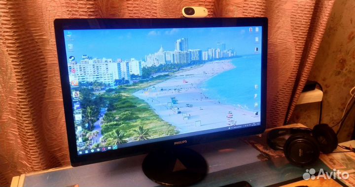 Монитор Philips 24