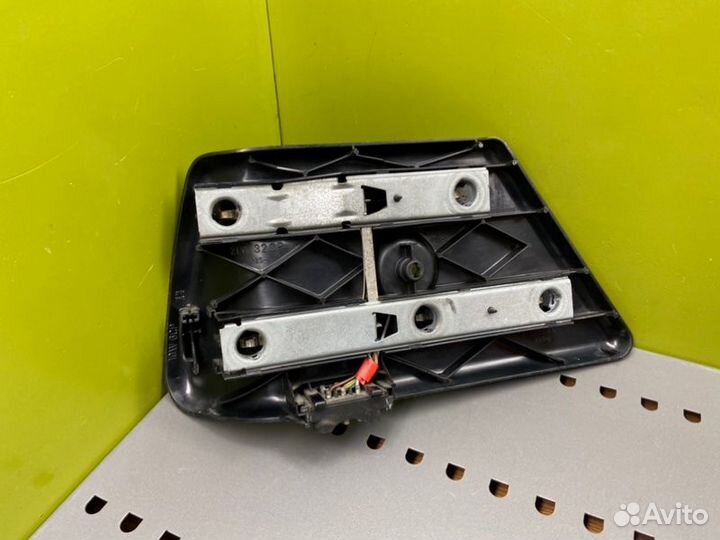 Плата стоп-сигнала задняя левая Mercedes-Benz W124