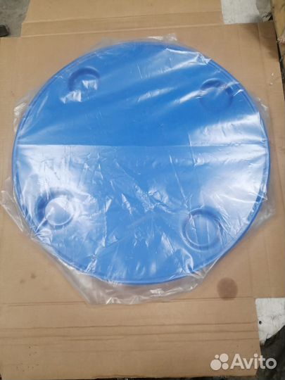 Столик круглый синий для катера