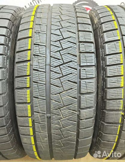 Pirelli Ice Asimmetrico 235/50 R18 97Q