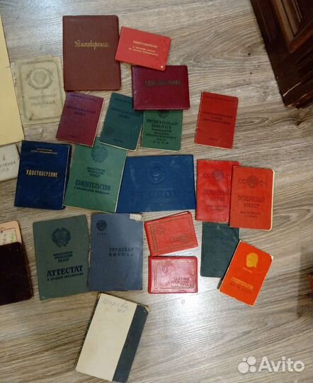 Старые открытки и документы СССР