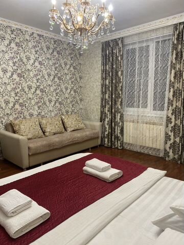 2-к. квартира, 70 м², 2/3 эт.