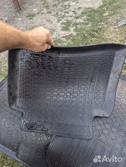 Коврики Hyundai Solaris оригинал, новые