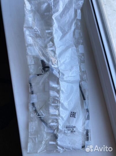 Трубка системы охлаждения 1323Z9