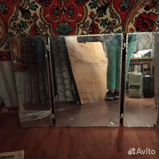 Зеркало тройное распашное