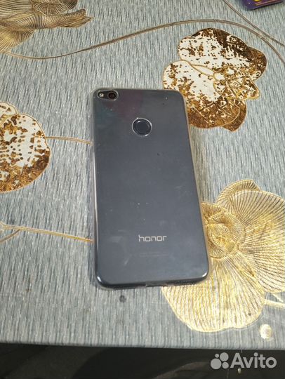 HONOR 8 Lite, 4/32 ГБ