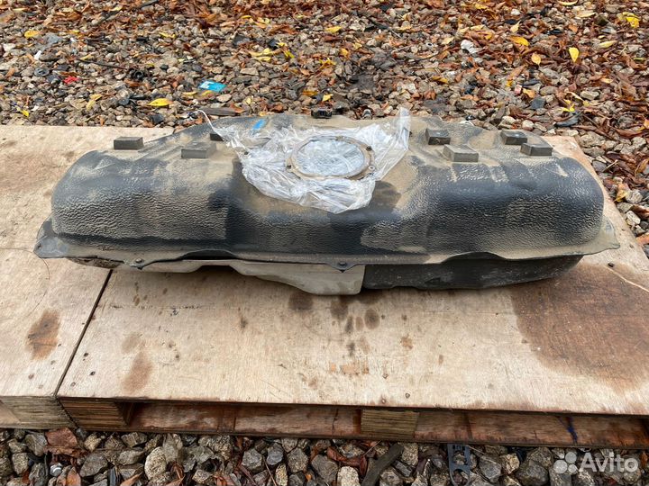 Бензобак Hyundai Solaris 2 Kia Rio 4