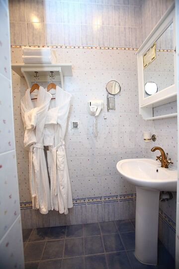 Комната 12 м², 1/3 эт.