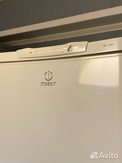 Холодильник бу indesit