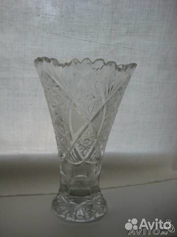 Ваза хрустальная
