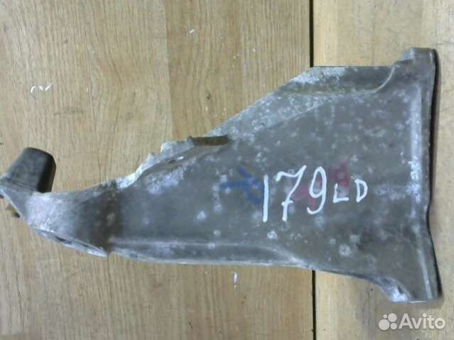 Кронштейн двигателя Audi 100 C4 4A0199308