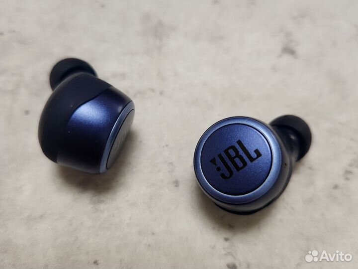 Беспроводные наушники jbl
