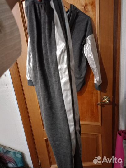 Спортивные костюмы женские М