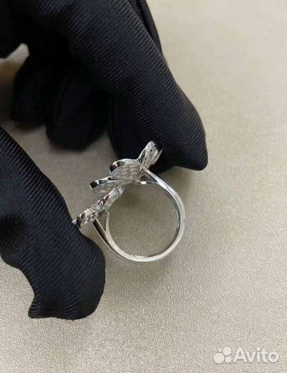 Золотое кольцоVan Cleef 14.1 гр 2.15 ct