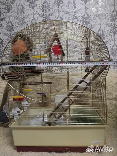 Большая клетка для птиц