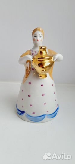 Статуэтка девушка С самоваром, завод Дулево, перио