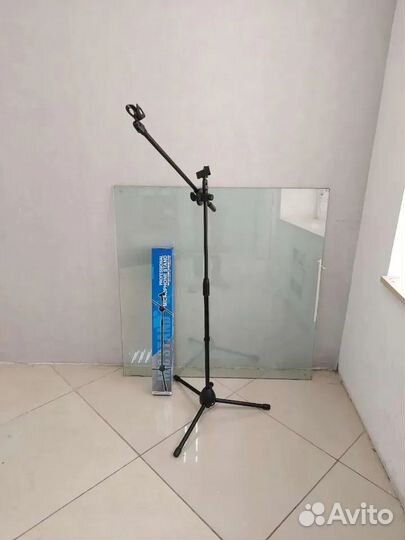 Стойка для микрофона