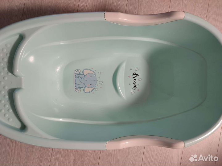 Ванночка для купания с горкой