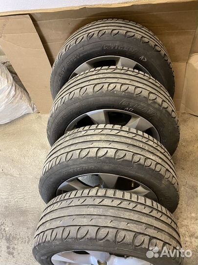 Колеса от Nissan 215/55 R17. Комплект. Лето