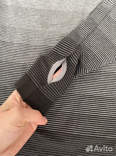 Кофта спортивная женская новая 42 р