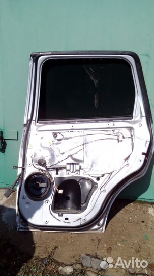 Муцубиси оутлендер XL(2009) двери