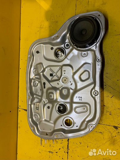 Стеклоподъемник передний Kia Ceed 2009-2012