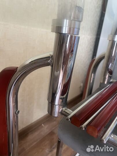 Кухонный стол стеклянный