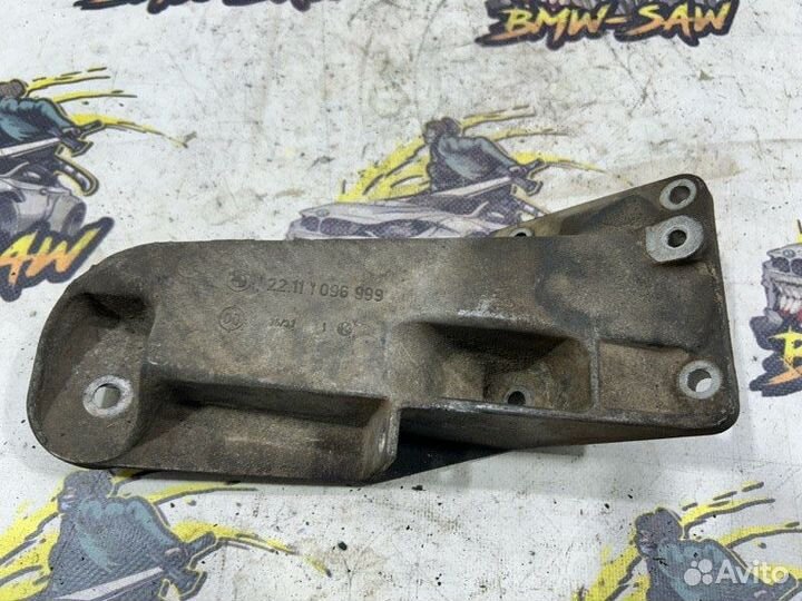 Кронштейн двигателя левый Bmw X5 E53 M54B30