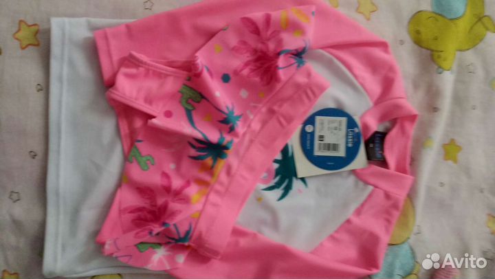 Купальник р.98-104 новый