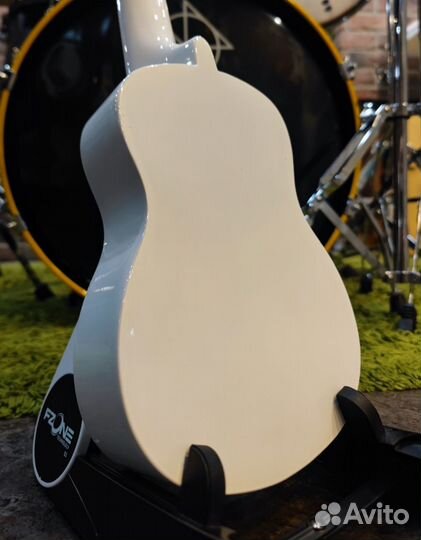 Укулеле сопрано с аксессуарами