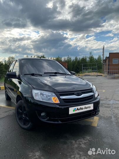 LADA Granta 1.6 МТ, 2013, 96 500 км