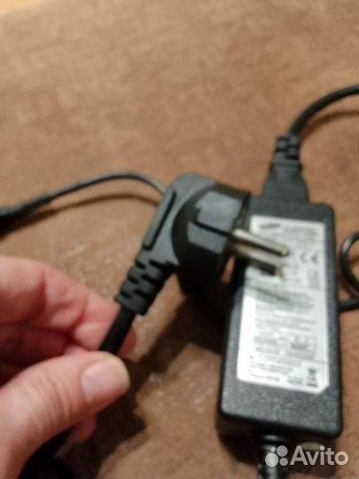 Блок питания для ноутбука оригинал Samsung