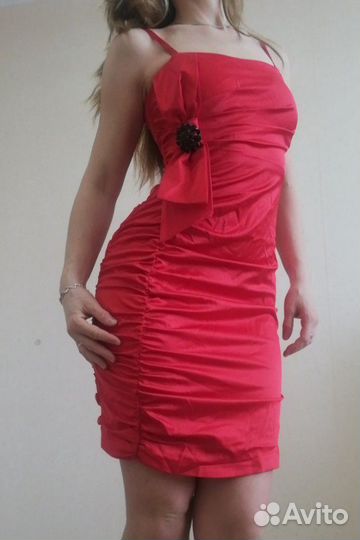 Платье новогоднее 42