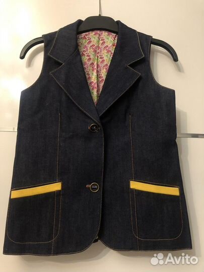 Джинсовая детская жилетка