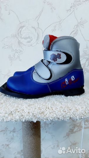 Беговые лыжи, ботинки