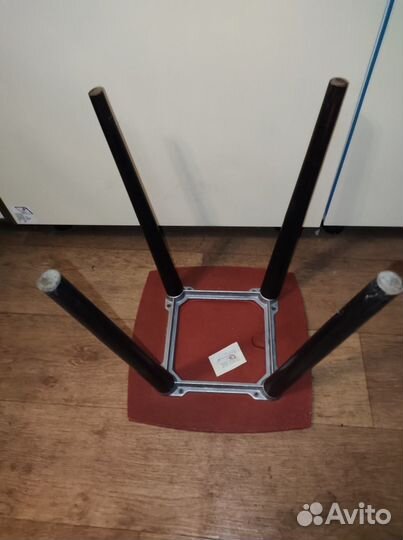 Табуретки с хохломской росписью