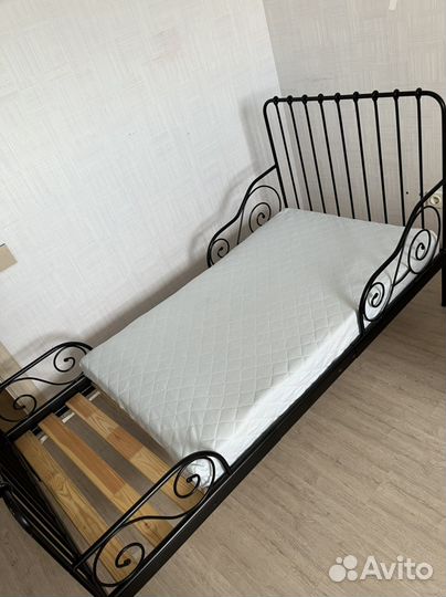 Раздвижная кровать IKEA