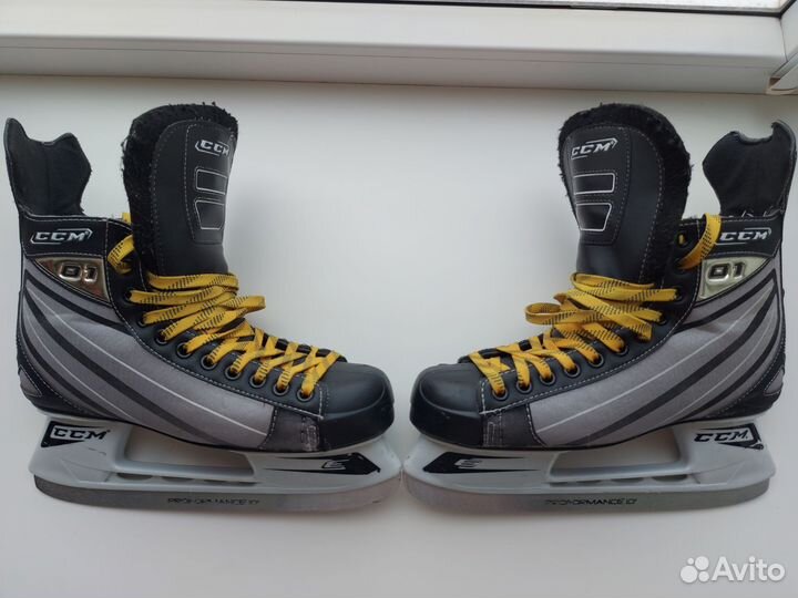 Коньки CCM 01 р.43
