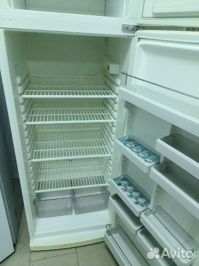 Холодильник Bosch 1,8м