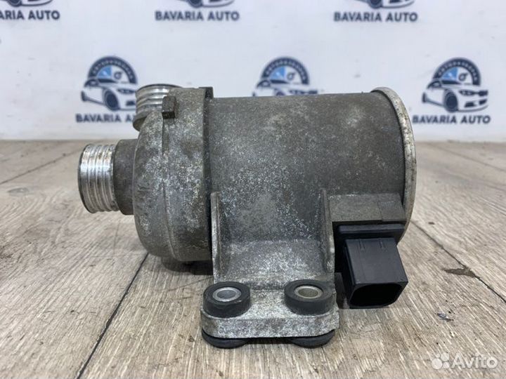 Насос водяной (помпа) Bmw X5 F15 N55B30A 2014