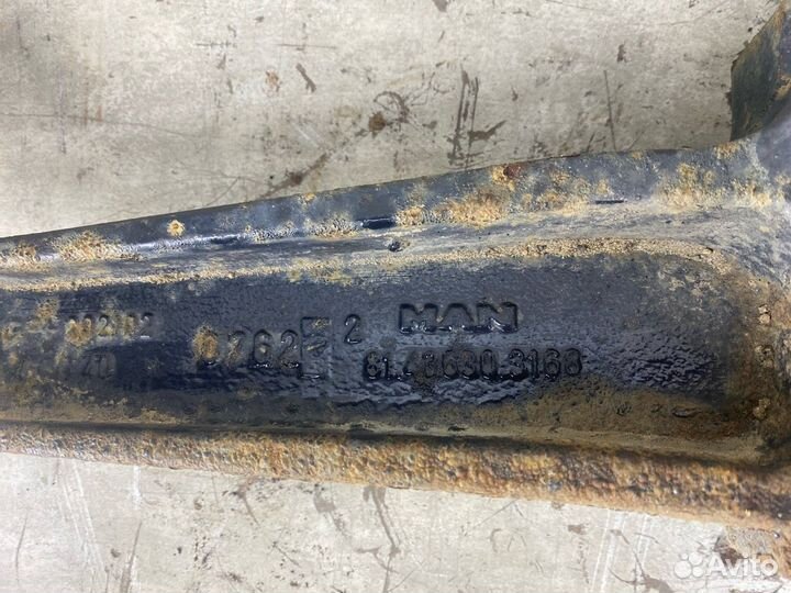 Кронштейн пневморессоры правый Man